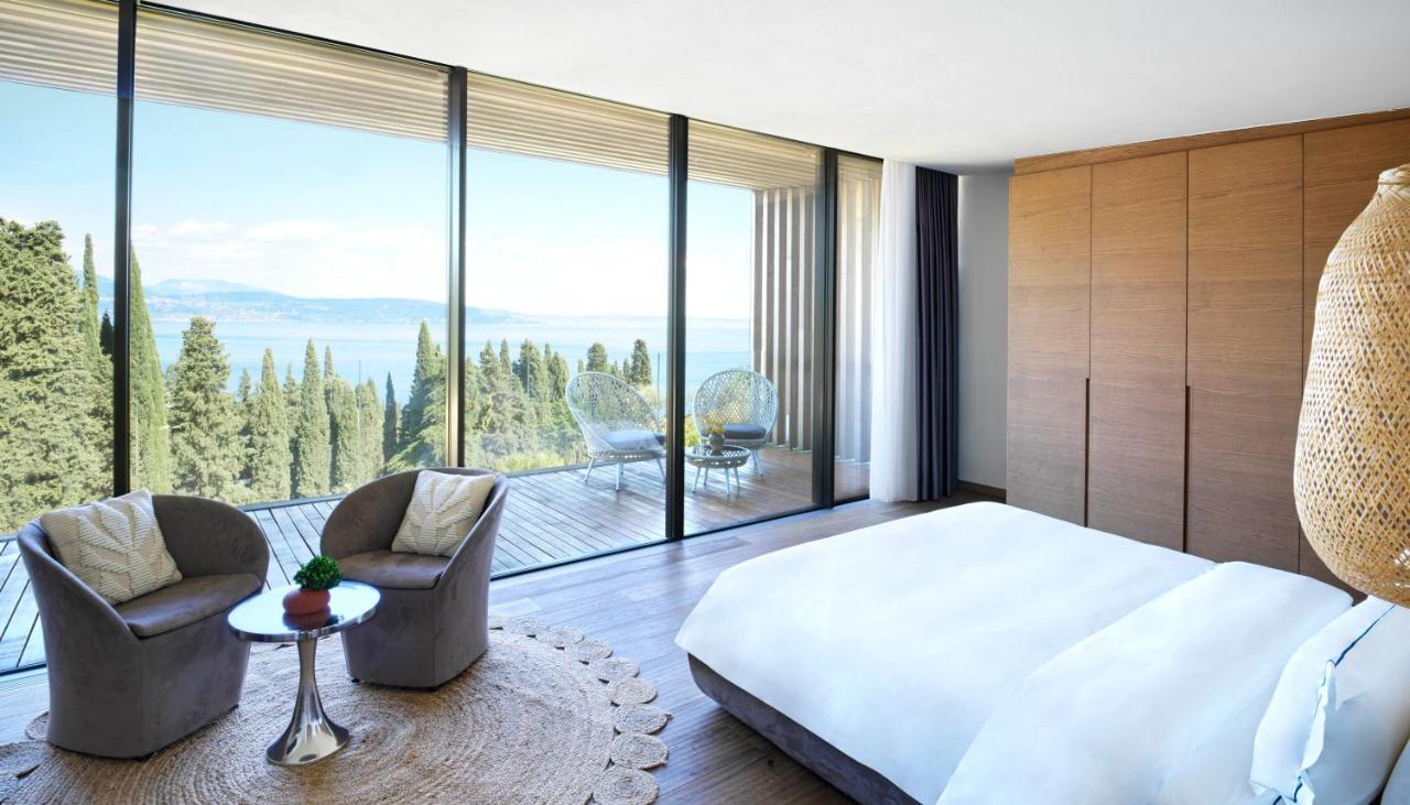 Eden Reserve Hotel Гардоне Ривера Екстериор снимка