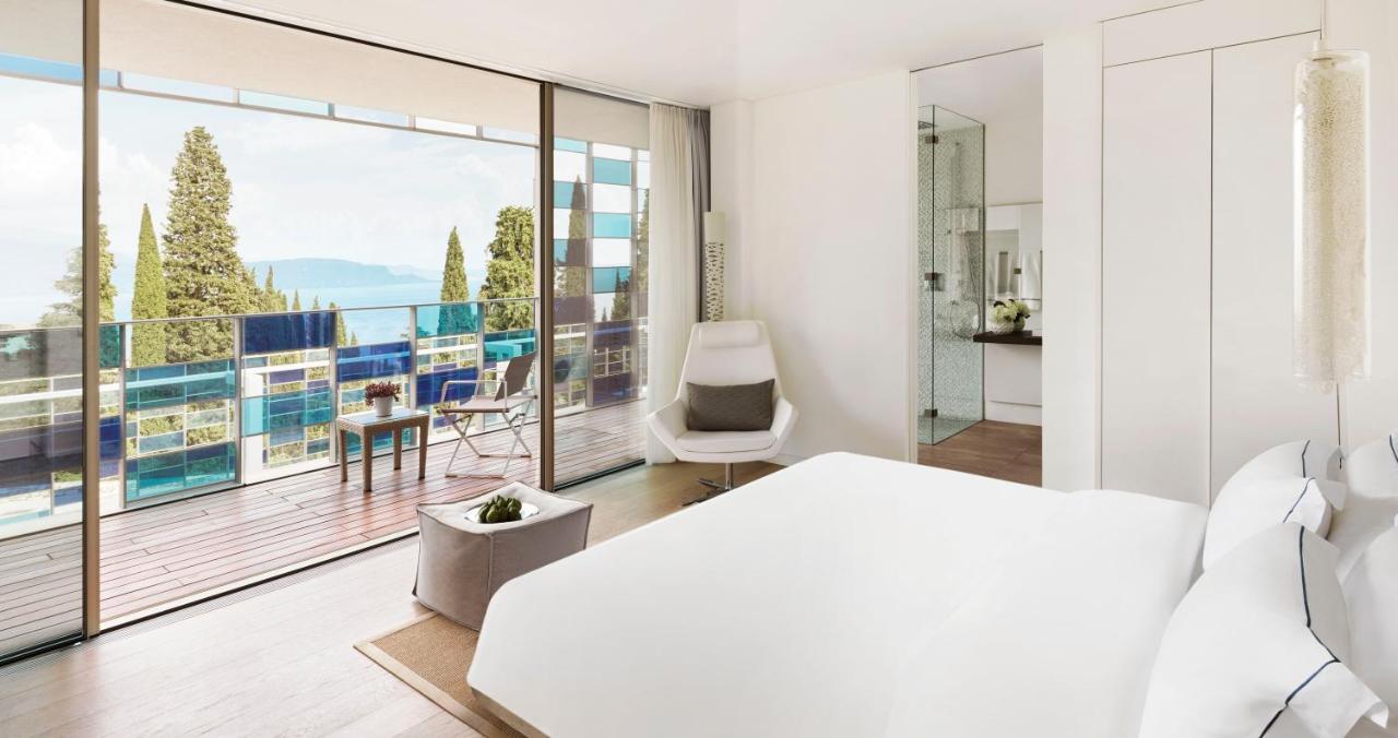 Eden Reserve Hotel Гардоне Ривера Екстериор снимка